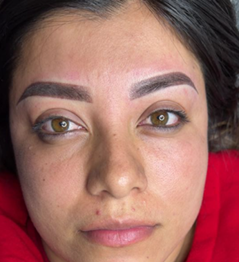 Cejas después de la micropigmentación